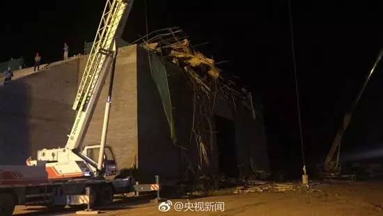 鄂尔多斯工地坍塌最新消息及小巷奇遇揭秘