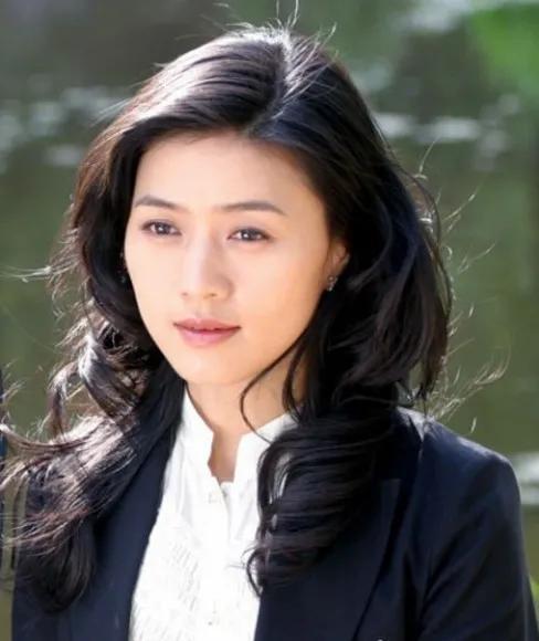 科技与艺术融合重塑视觉盛宴，明星演员图片精选集