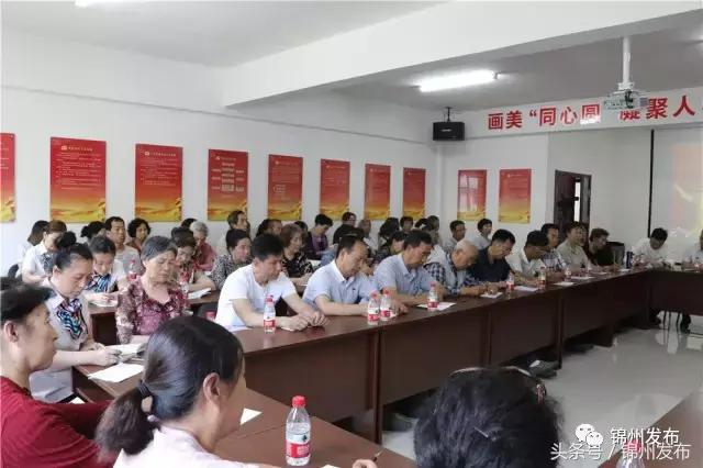 2025年党课教程，高科技产品引领新时代，智能生活的探索之旅