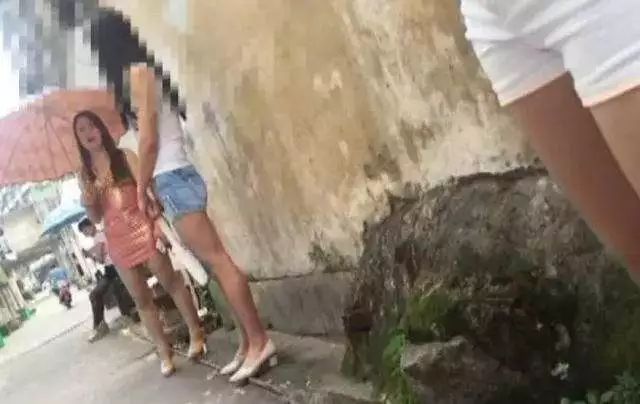 最新坎门站街女的日常趣事与友情纽带